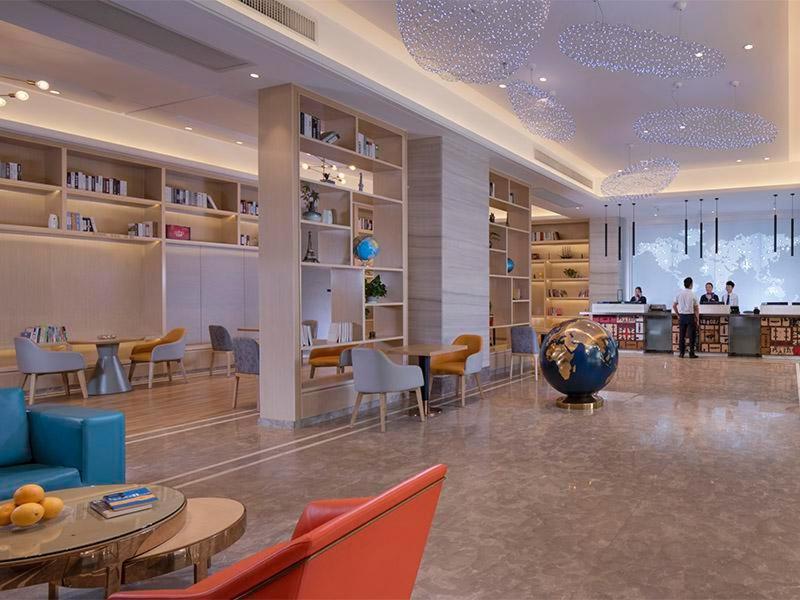 凯里亚德酒店-东莞长安轻轨站店 东观 外观 照片